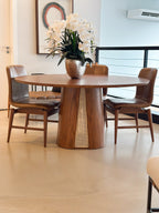Mesa de Jantar Redonda 1,50m e Base Cônica